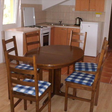 Apartment Luna Molunat Buitenkant foto